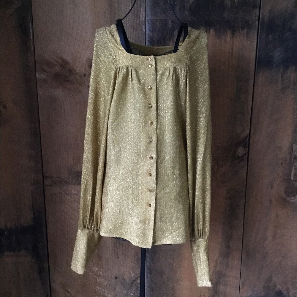 Vintage Gold Top